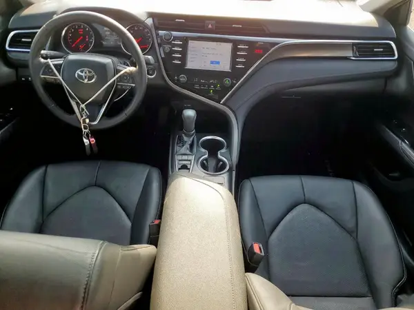 4T1B61HK8JU058740 2018 TOYOTA CAMRY - Image 8