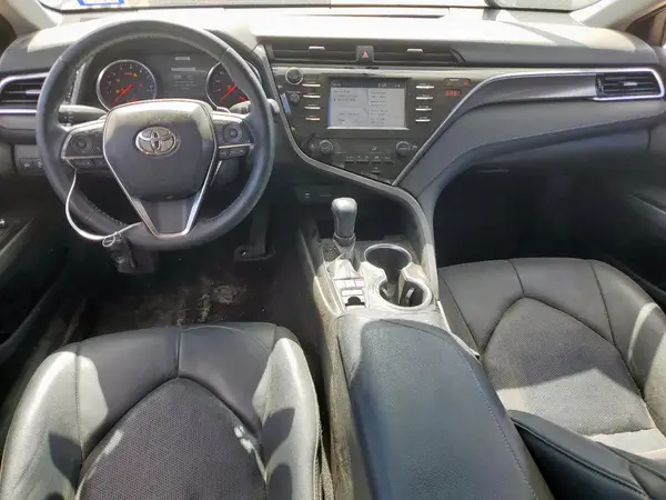 4T1B61HK8JU065994 2018 TOYOTA CAMRY - Image 8