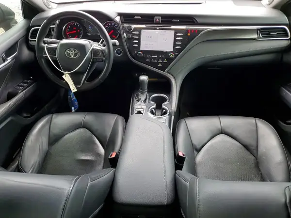 4T1B61HK8JU077692 2018 TOYOTA CAMRY - Image 8