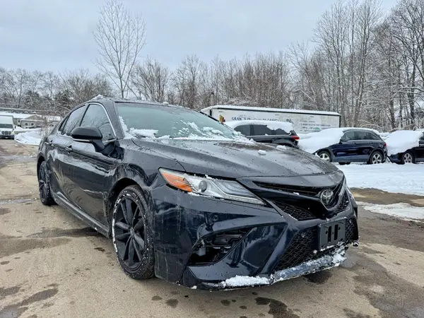 4T1B61HK8JU090782 2018 TOYOTA CAMRY - Image 1