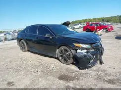 4T1B61HK8JU124235 2018 TOYOTA CAMRY