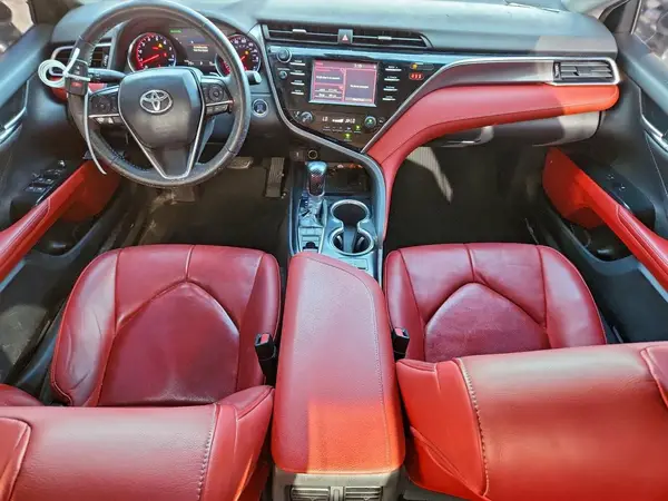 4T1B61HK8JU127104 2018 TOYOTA CAMRY - Image 8
