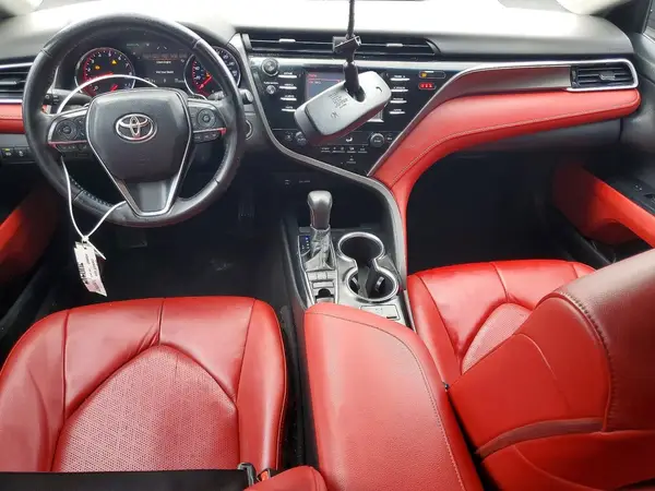 4T1B61HK8JU135476 2018 TOYOTA CAMRY - Image 8
