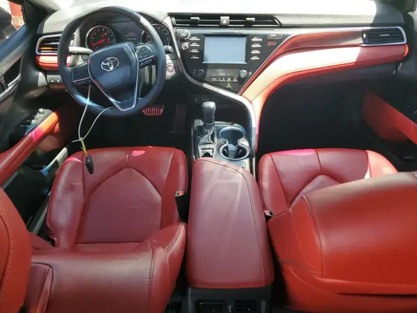 4T1B61HK8JU144422 2018 TOYOTA CAMRY - Image 8