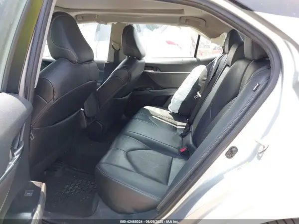 4T1B61HK8JU148437 2018 TOYOTA CAMRY - Image 8