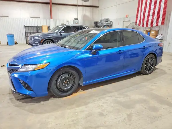 4T1B61HK8JU152651 2018 TOYOTA CAMRY - Image 1
