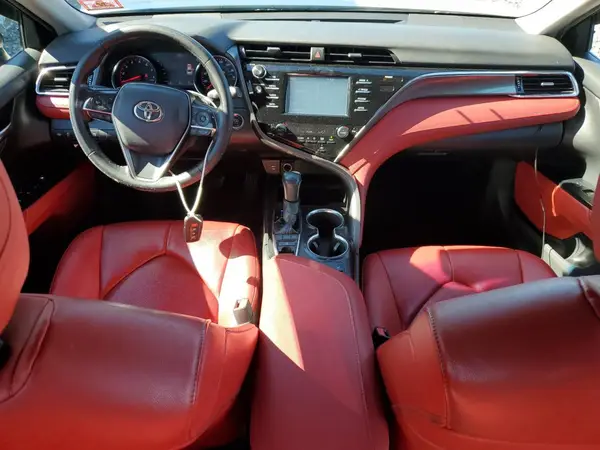 4T1B61HK8JU154688 2018 TOYOTA CAMRY - Image 8