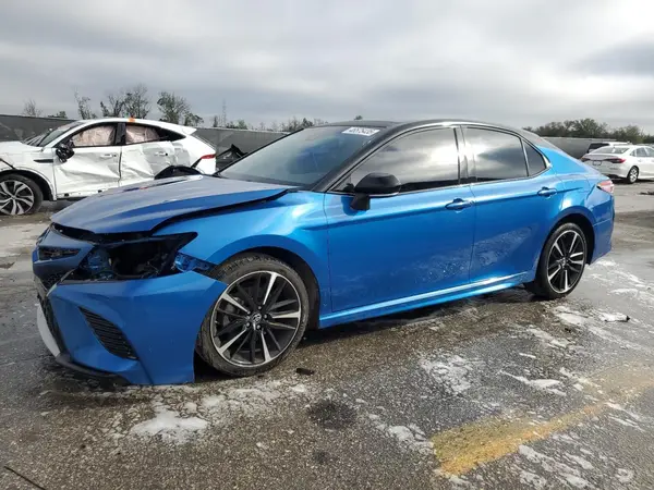 4T1B61HK8JU155453 2018 TOYOTA CAMRY - Image 1