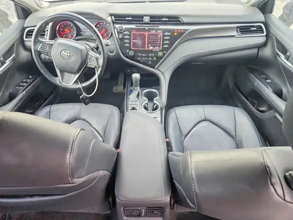 4T1B61HK8JU158742 2018 TOYOTA CAMRY - Image 8