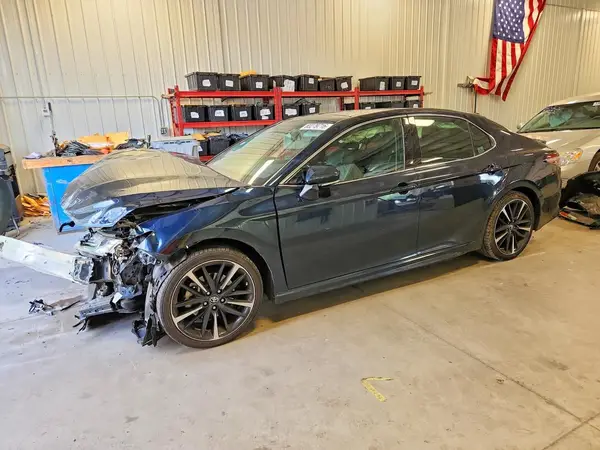 4T1B61HK8JU510346 2018 TOYOTA CAMRY - Image 1