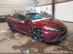 4T1B61HK8JU510511 2018 TOYOTA CAMRY