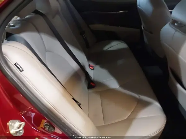 4T1B61HK8JU510511 2018 TOYOTA CAMRY - Image 8