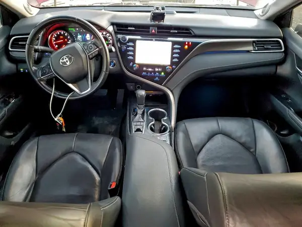 4T1B61HK8JU524148 2018 TOYOTA CAMRY - Image 8