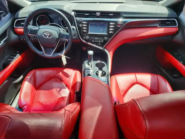 4T1B61HK8JU562947 2018 TOYOTA CAMRY - Image 8