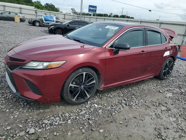 4T1B61HK8JU566724 2018 TOYOTA CAMRY - Image 1