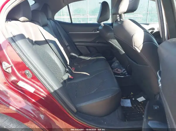 4T1B61HK8JU610463 2018 TOYOTA CAMRY - Image 8
