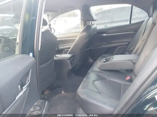 4T1B61HK8JU648890 2018 TOYOTA CAMRY - Image 8