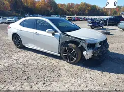 4T1B61HK8JU650882 2018 TOYOTA CAMRY
