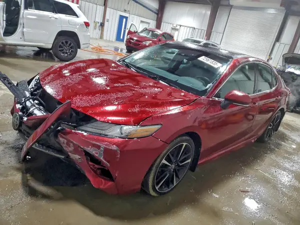 4T1B61HK8JU666449 2018 TOYOTA CAMRY - Image 1