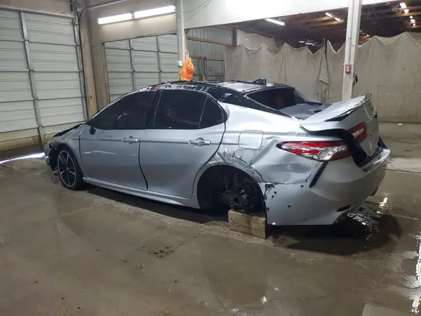 4T1B61HK8KU161447 2019 TOYOTA CAMRY - Image 2