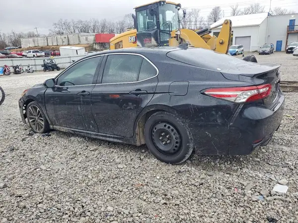 4T1B61HK8KU163666 2019 TOYOTA CAMRY - Image 2