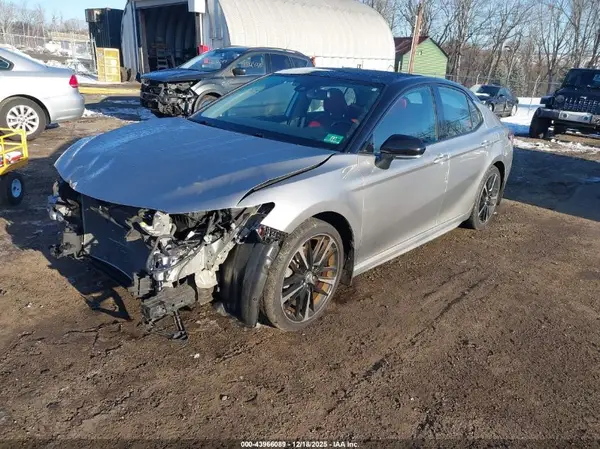 4T1B61HK8KU181729 2019 TOYOTA CAMRY - Image 2