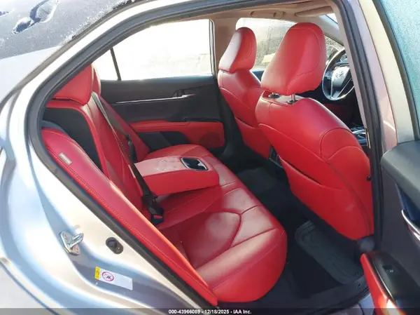 4T1B61HK8KU181729 2019 TOYOTA CAMRY - Image 8