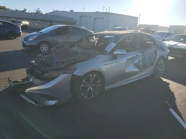 4T1B61HK8KU186316 2019 TOYOTA CAMRY - Image 1