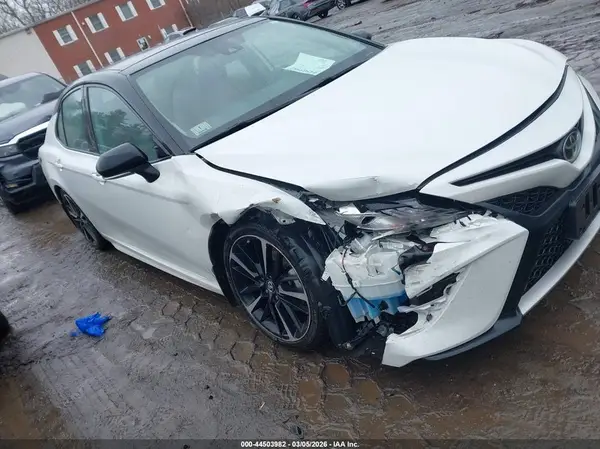 4T1B61HK8KU201767 2019 TOYOTA CAMRY - Image 1