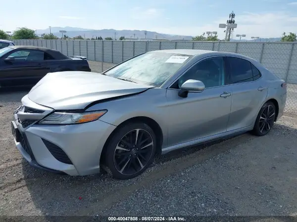 4T1B61HK8KU205334 2019 TOYOTA CAMRY - Image 2