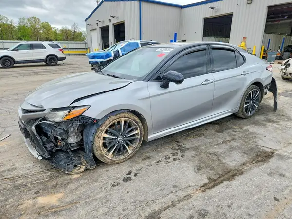 4T1B61HK8KU218939 2019 TOYOTA CAMRY - Image 1