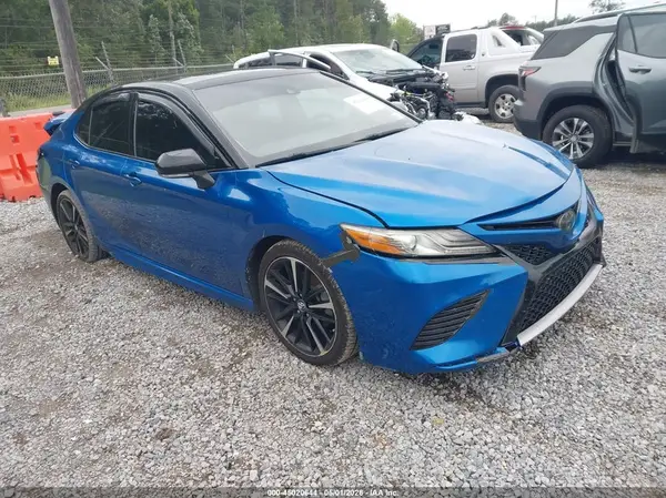 4T1B61HK8KU221176 2019 TOYOTA CAMRY - Image 1