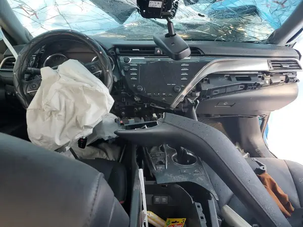4T1B61HK8KU228922 2019 TOYOTA CAMRY - Image 8