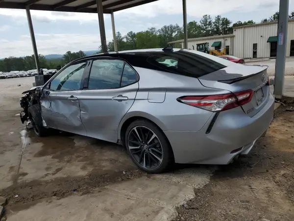 4T1B61HK8KU238303 2019 TOYOTA CAMRY - Image 2