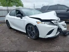 4T1B61HK8KU240262 2019 TOYOTA CAMRY