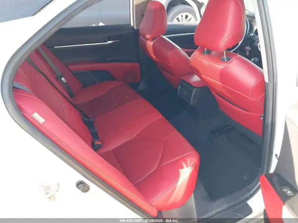 4T1B61HK8KU262407 2019 TOYOTA CAMRY - Image 8