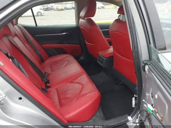 4T1B61HK8KU278588 2019 TOYOTA CAMRY - Image 8