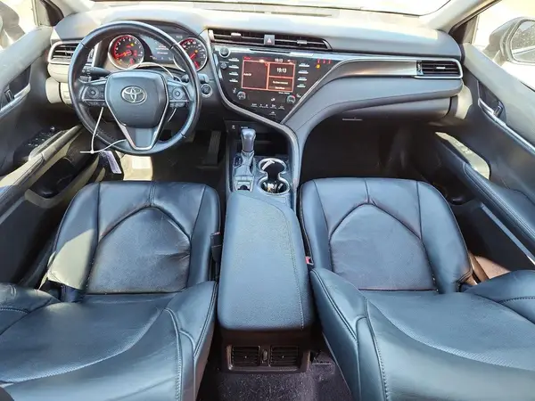 4T1B61HK8KU285864 2019 TOYOTA CAMRY - Image 8