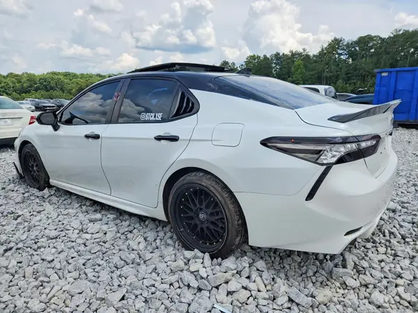 4T1B61HK8KU289476 2019 TOYOTA CAMRY - Image 2