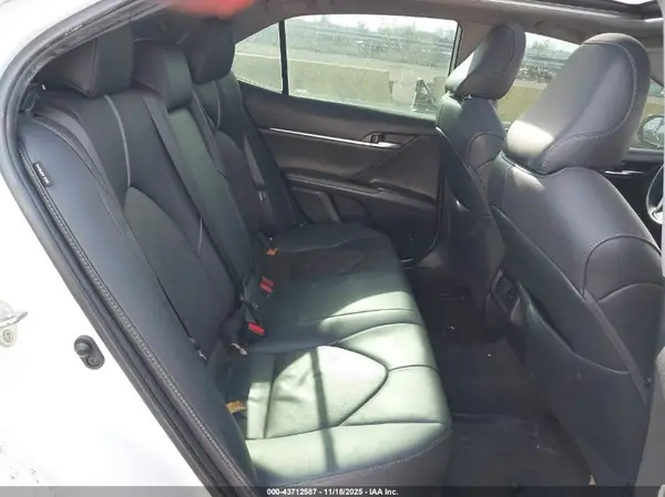 4T1B61HK8KU290305 2019 TOYOTA CAMRY - Image 8