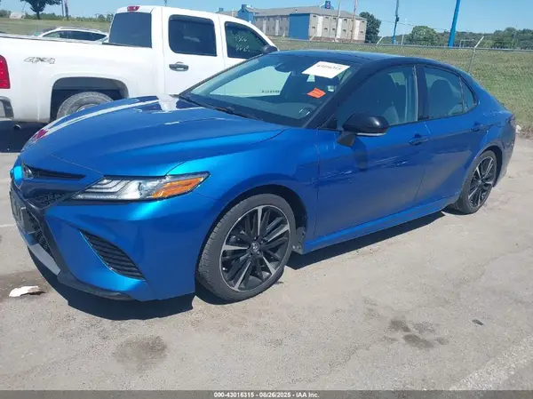 4T1B61HK8KU298355 2019 TOYOTA CAMRY - Image 2