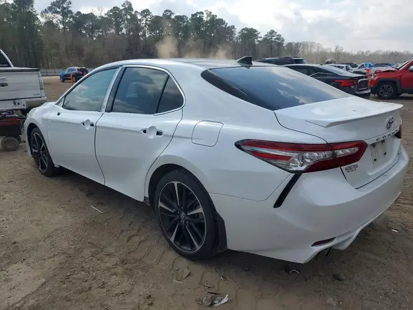 4T1B61HK8KU719099 2019 TOYOTA CAMRY - Image 2