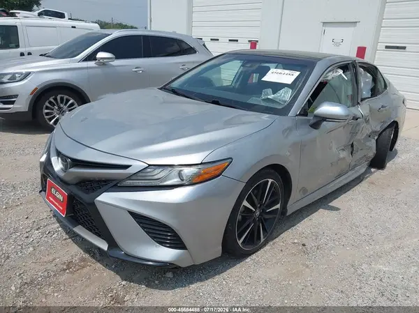 4T1B61HK8KU767377 2019 TOYOTA CAMRY - Image 2