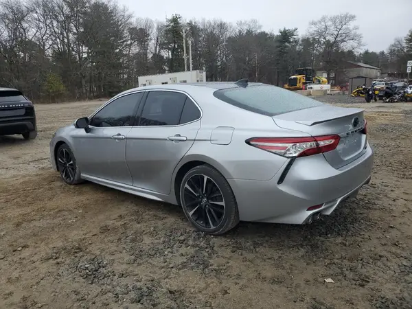 4T1B61HK8KU777388 2019 TOYOTA CAMRY - Image 2