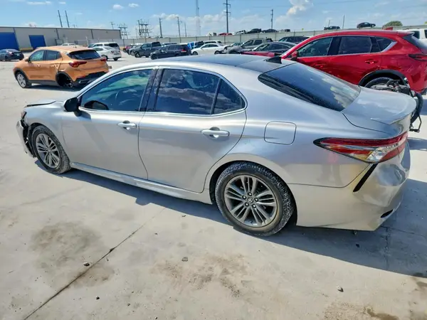 4T1B61HK8KU781120 2019 TOYOTA CAMRY - Image 2