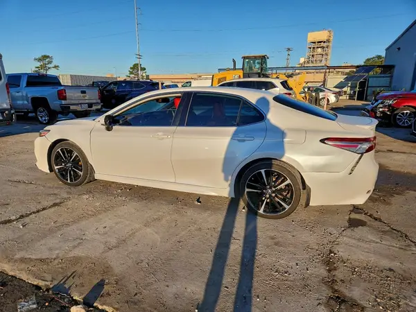 4T1B61HK8KU782994 2019 TOYOTA CAMRY - Image 2