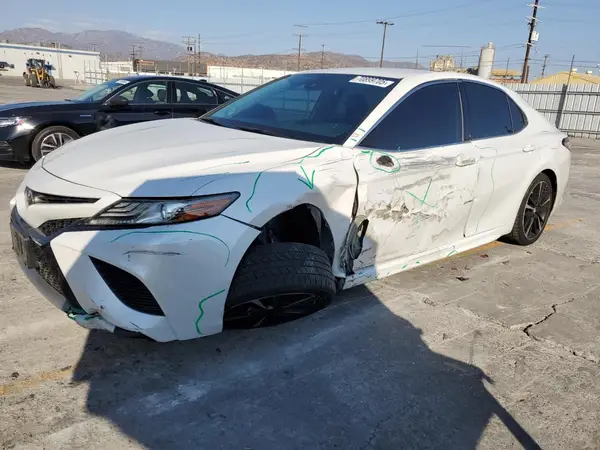 4T1B61HK8KU801513 2019 TOYOTA CAMRY - Image 1
