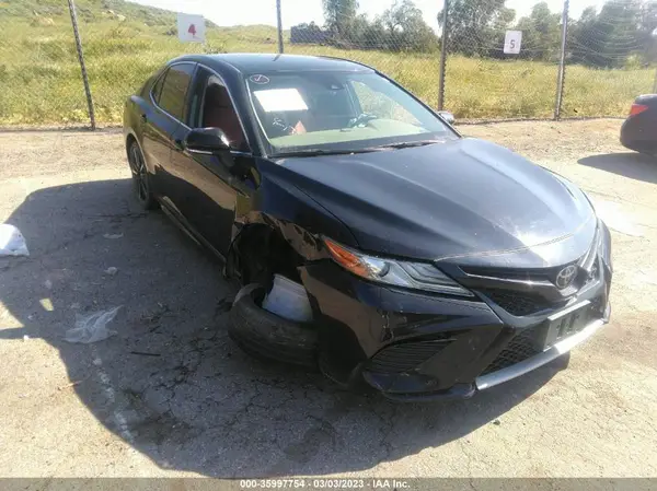 4T1B61HK8KU830672 2019 TOYOTA CAMRY - Image 1