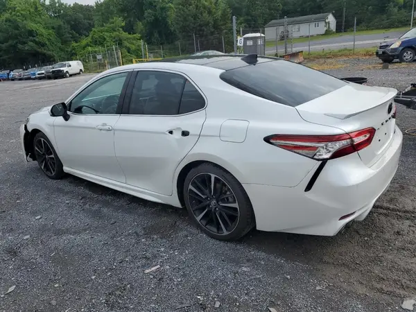 4T1B61HK8KU834544 2019 TOYOTA CAMRY - Image 2