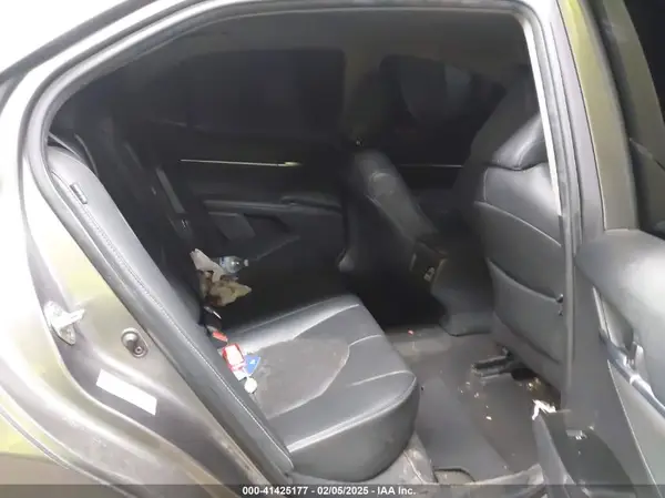 4T1B61HK9JU023799 2018 TOYOTA CAMRY - Image 8